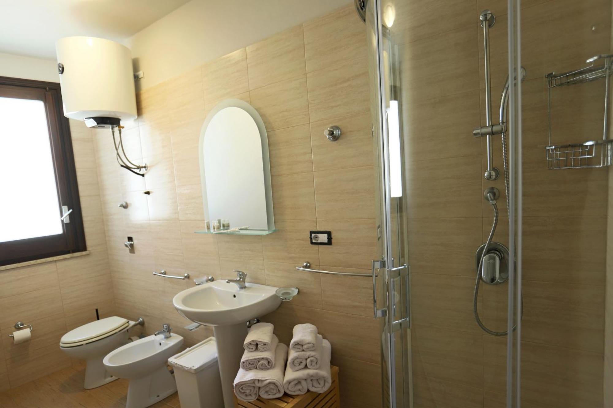 Le Chiavi - Rooms Ериче Екстер'єр фото